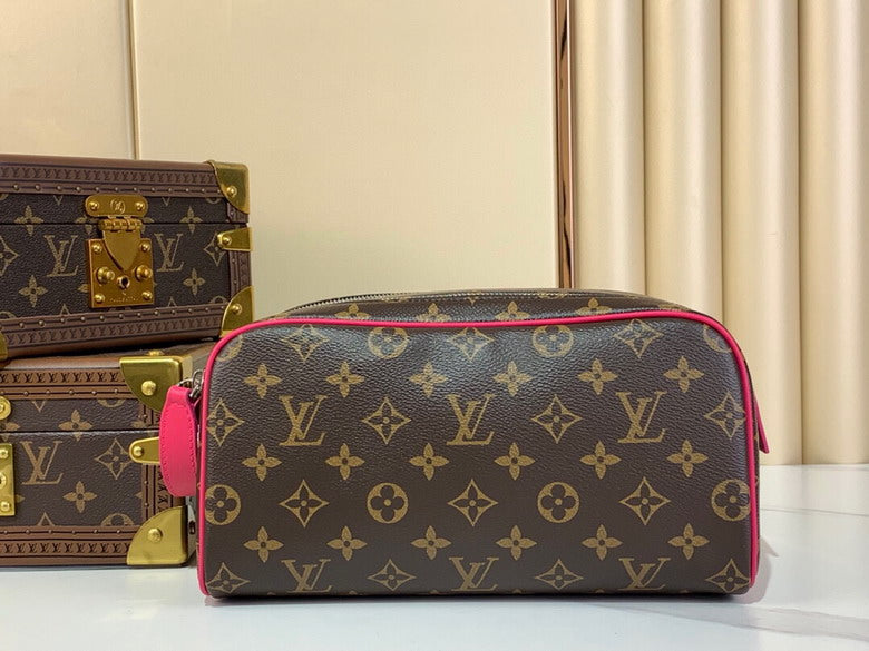 Inspired Handbags, AA+ Quality 100% Genuine Leather Classic Flap Medium Quilted Lambskin Black Gold, 18X 1 1X 5cm BL 4 Colour