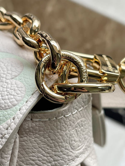 Inspired Handbags, AA+ Quality 100% Genuine Leather Classic Flap Medium Quilted Lambskin Black Gold, 18X 1 1X 5cm BL 4 Colour