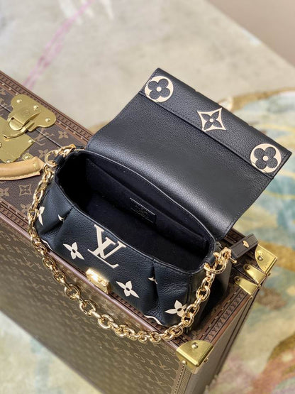 Inspired Handbags, AA+ Quality 100% Genuine Leather Classic Flap Medium Quilted Lambskin Black Gold, 18X 1 1X 5cm BL 4 Colour