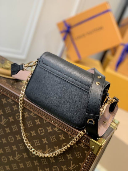 Louis Vuitton Handbags, AA+ Quality 100% Genuine Leather Classic Flap Medium Quilted Lambskin Black Gold, 18X 1 1X 5cm BL 4 Colour