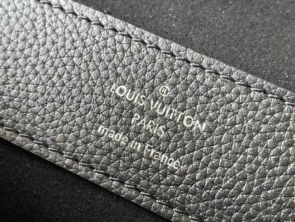 Inspired Handbags, AA+ Quality 100% Genuine Leather Classic Flap Medium Quilted Lambskin Black Gold, 18X 1 1X 5cm BL 4 Colour