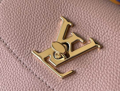 Inspired Handbags, AA+ Quality 100% Genuine Leather Classic Flap Medium Quilted Lambskin Black Gold, 18X 1 1X 5cm BL 4 Colour