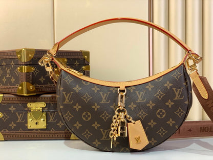 Inspired Handbags, AA+ Quality 100% Genuine Leather Classic Flap Medium Quilted Lambskin Black Gold, 18X 1 1X 5cm BL 4 Colour
