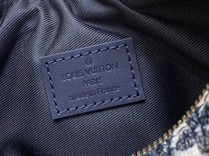 Inspired Handbags, AA+ Quality 100% Genuine Leather Classic Flap Medium Quilted Lambskin Black Gold, 18X 1 1X 5cm BL 4 Colour
