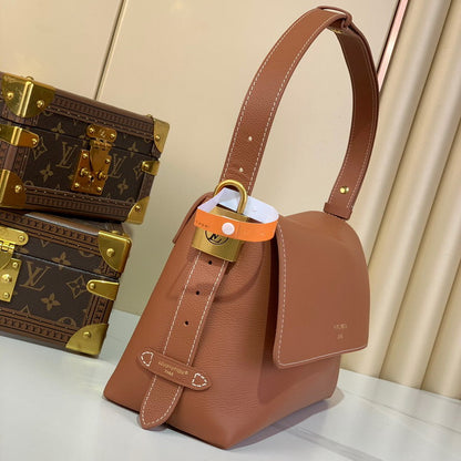 Inspired Handbags, AA+ Quality 100% Genuine Leather Classic Flap Medium Quilted Lambskin Black Gold, 18X 1 1X 5cm BL 4 Colour