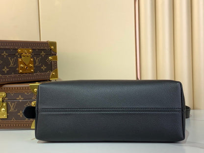 Inspired Handbags, AA+ Quality 100% Genuine Leather Classic Flap Medium Quilted Lambskin Black Gold, 18X 1 1X 5cm BL 4 Colour