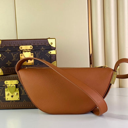 Inspired Handbags, AA+ Quality 100% Genuine Leather Classic Flap Medium Quilted Lambskin Black Gold, 18X 1 1X 5cm BL 4 Colour