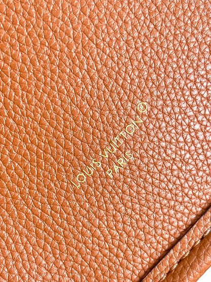 Louis vuitton Inspired Handbags, AA+ Quality 100% Genuine Leather Classic Flap Medium Quilted Lambskin Black Gold, 18X 1 1X 5cm BL 4 Colour
