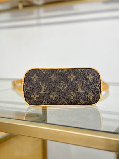 Louis Vuitton Inspired Handbags, AA+ Quality 100% Genuine Leather Classic Flap Medium Quilted Lambskin Black Gold, 18X 1 1X 5cm BL 4 Colour