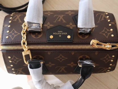 louis vuitton Inspired Handbags, AA+ Quality 100% Genuine Leather Classic Flap Medium Quilted Lambskin Black Gold, 18X 1 1X 5cm BL 4 Colour