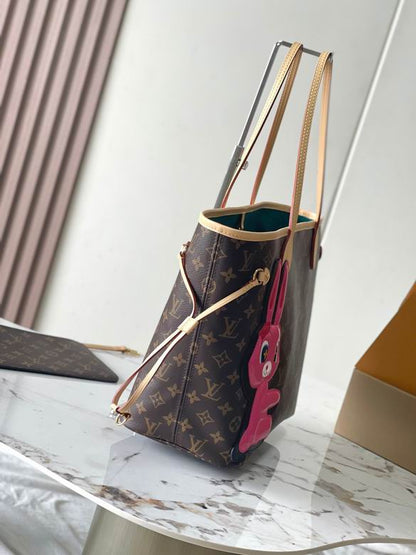 Louis vuitton Inspired Handbags, AA+ Quality 100% Genuine Leather Classic Flap Medium Quilted Lambskin Black Gold, 18X 1 1X 5cm BL 4 Colour