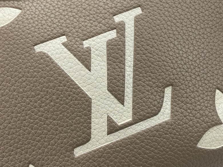 Louis vuitton Inspired Handbags, AA+ Quality 100% Genuine Leather Classic Flap Medium Quilted Lambskin Black Gold, 18X 1 1X 5cm BL 4 Colour