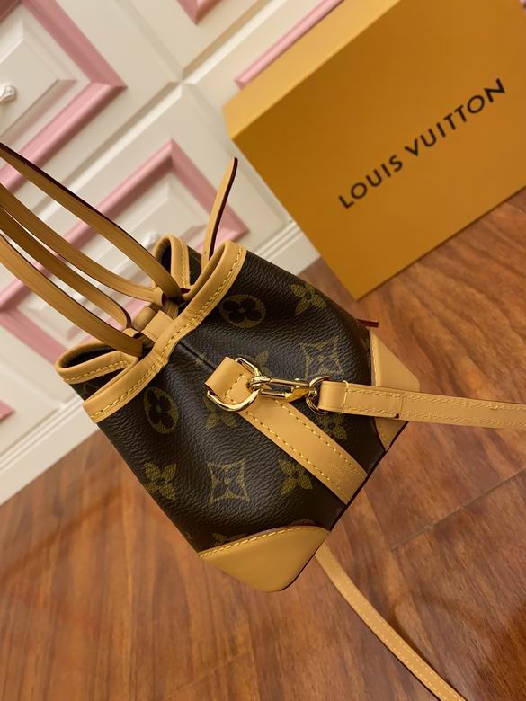 Louis Vuitton Inspired Handbags, AA+ Quality 100% Genuine Leather Classic Flap Medium Quilted Lambskin Black Gold, 18X 1 1X 5cm BL 4 Colour