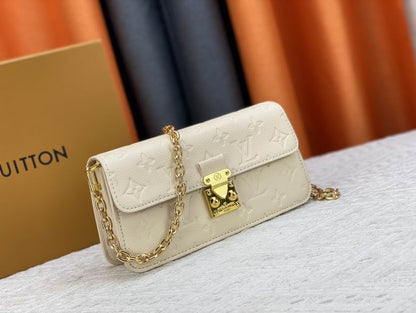 Louis Vuitton Handbags, AA+ Quality 100% Genuine Leather Classic Flap Medium Quilted Lambskin Black Gold, 18X 1 1X 5cm BL 4 Colour