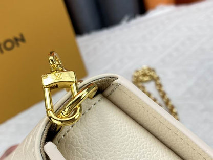 Louis Vuitton Handbags, AA+ Quality 100% Genuine Leather Classic Flap Medium Quilted Lambskin Black Gold, 18X 1 1X 5cm BL 4 Colour