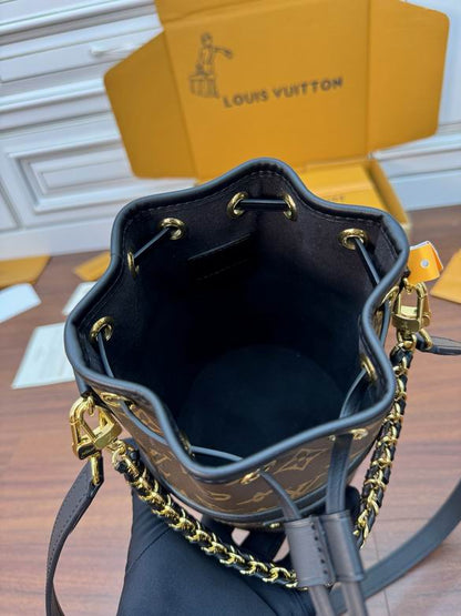 Louis Vuitton Inspired Handbags, AA+ Quality 100% Genuine Leather Classic Flap Medium Quilted Lambskin Black Gold, 18X 1 1X 5cm BL 4 Colour