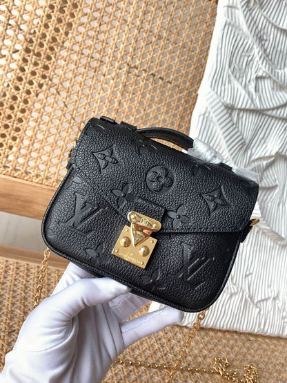 Louis Vuitton Handbags, AA+ Quality 100% Genuine Leather Classic Flap Medium Quilted Lambskin Black Gold, 18X 1 1X 5cm BL 4 Colour