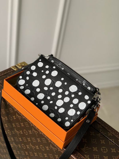Louis Vuitton Handbags, AA+ Quality 100% Genuine Leather Classic Flap Medium Quilted Lambskin Black Gold, 18X 1 1X 5cm BL 4 Colour