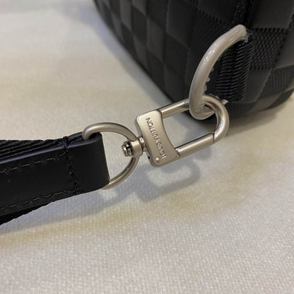 Louis vuitton Inspired Handbags, AA+ Quality 100% Genuine Leather Classic Flap Medium Quilted Lambskin Black Gold, 18X 1 1X 5cm BL 4 Colour