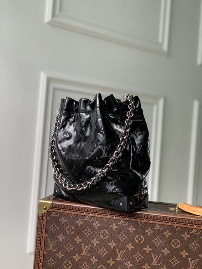 Louis Vuitton Inspired Handbags, AA+ Quality 100% Genuine Leather Classic Flap Medium Quilted Lambskin Black Gold, 18X 1 1X 5cm BL 4 Colour