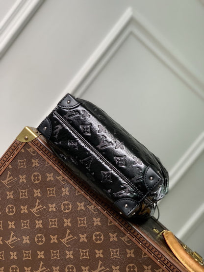 Louis Vuitton Inspired Handbags, AA+ Quality 100% Genuine Leather Classic Flap Medium Quilted Lambskin Black Gold, 18X 1 1X 5cm BL 4 Colour