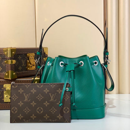 Louis Vuitton Inspired Handbags, AA+ Quality 100% Genuine Leather Classic Flap Medium Quilted Lambskin Black Gold, 18X 1 1X 5cm BL 4 Colour
