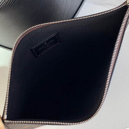Louis Vuitton Inspired Handbags, AA+ Quality 100% Genuine Leather Classic Flap Medium Quilted Lambskin Black Gold, 18X 1 1X 5cm BL 4 Colour