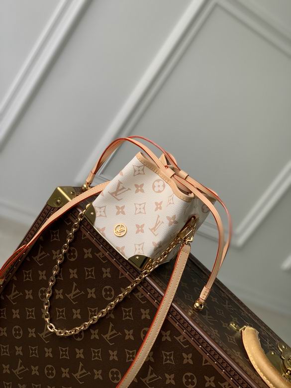 Louis Vuitton Inspired Handbags, AA+ Quality 100% Genuine Leather Classic Flap Medium Quilted Lambskin Black Gold, 18X 1 1X 5cm BL 4 Colour