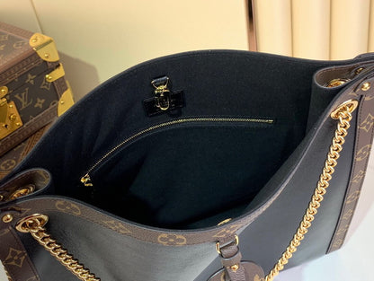 Louis Vuitton Inspired Handbags, AA+ Quality 100% Genuine Leather Classic Flap Medium Quilted Lambskin Black Gold, 18X 1 1X 5cm BL 4 Colour
