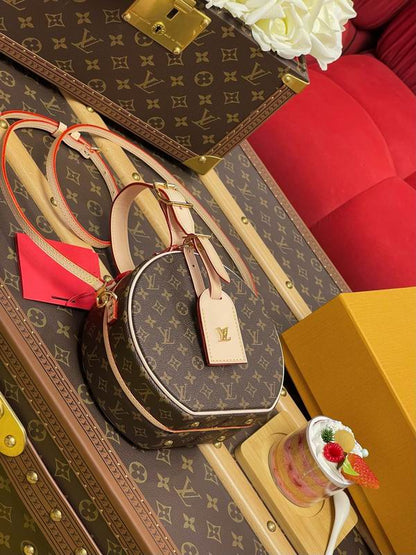 Inspired Handbags, AA+ Quality 100% Genuine Leather Classic Flap Medium Quilted Lambskin Black Gold, 18X 1 1X 5cm BL 4 Colour