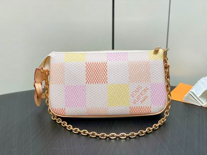 Louis Vuitton Handbags, AA+ Quality 100% Genuine Leather Classic Flap Medium Quilted Lambskin Black Gold, 18X 1 1X 5cm BL 4 Colour