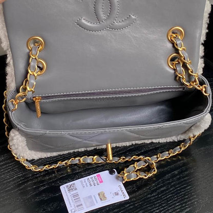Chanel Inspired Handbags, AA+ Quality 100% Genuine Leather Classic Flap Medium Quilted Lambskin Black Gold, 18X 1 1X 5cm BL 4 Colour for chanel hand bag